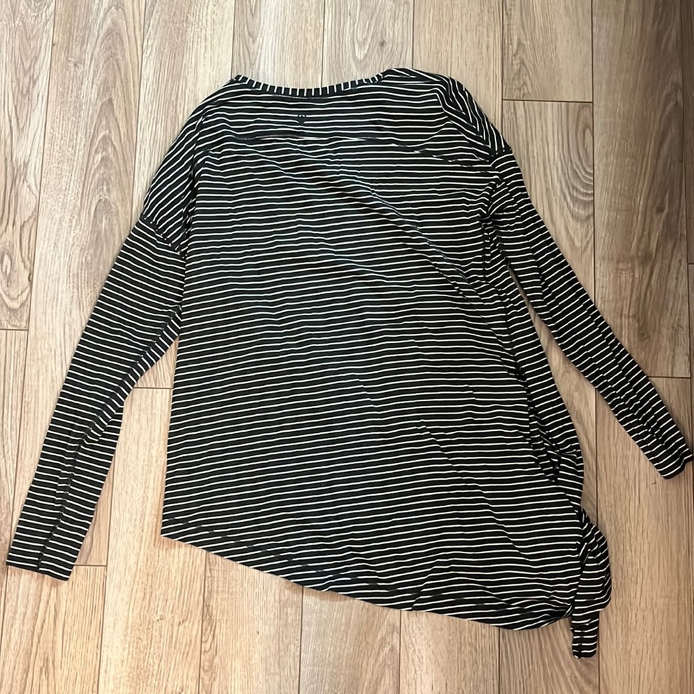 Lululemon long sleeve shirt